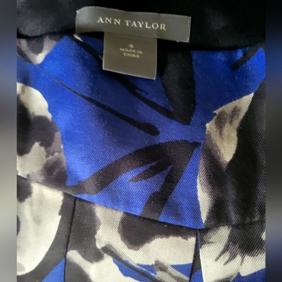 Skirt - Picture 1 of 3